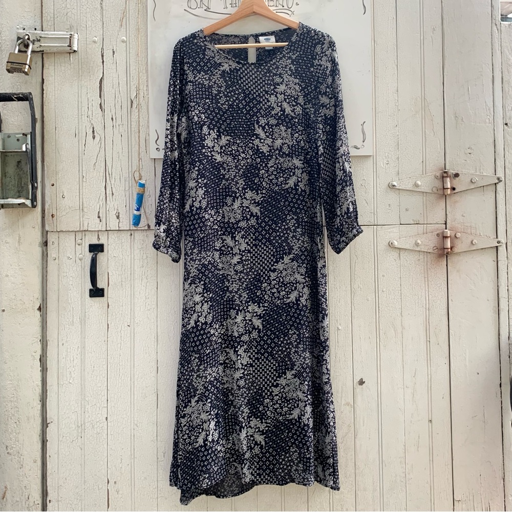 Empire waist long-sleeve floral midi dress size 12